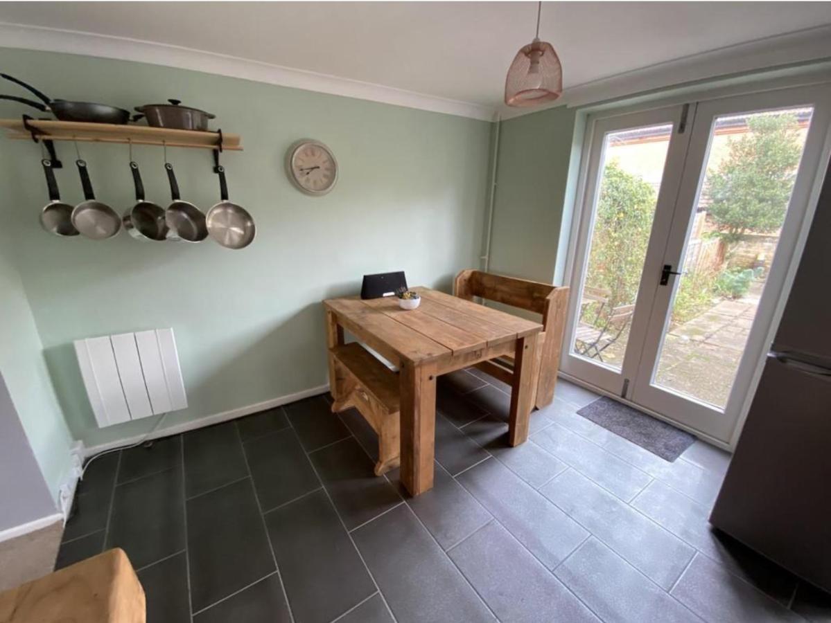 Charming Town Centre Character Cottage With Parking Стоумаркет Екстер'єр фото
